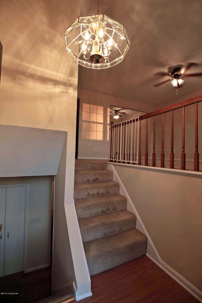 9114 Brandywyne Dr, Louisville, KY 40291 - photo 3