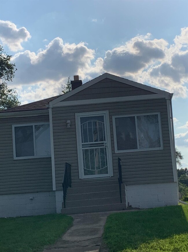 2300 Fillmore St, Gary, IN 46407 - photo 3