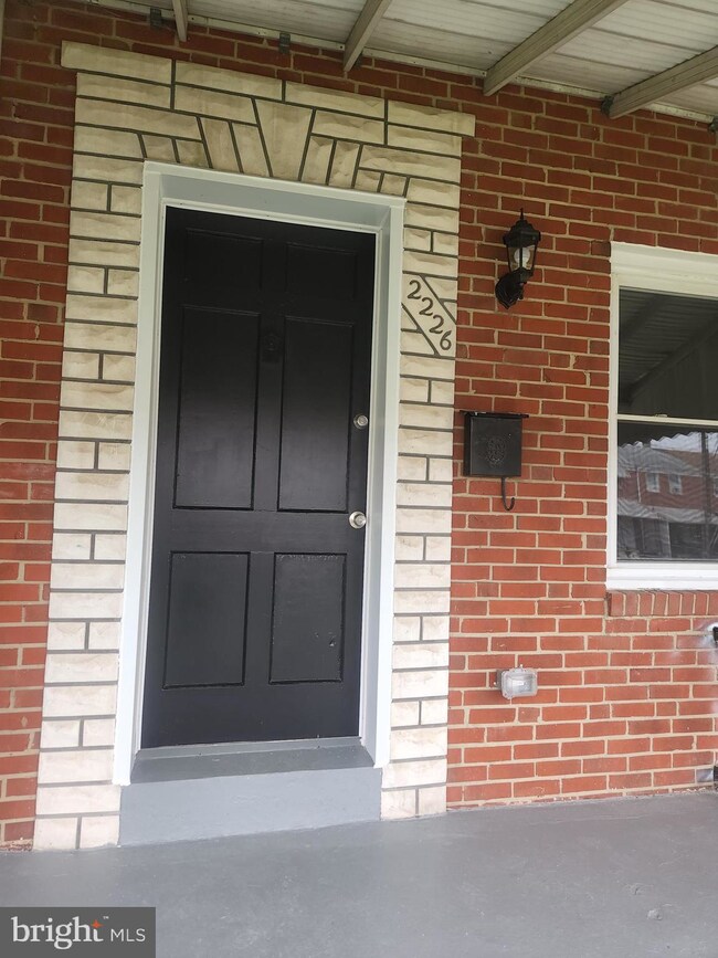 2226 Coralthorn Rd, Middle River, MD 21220 - photo 2