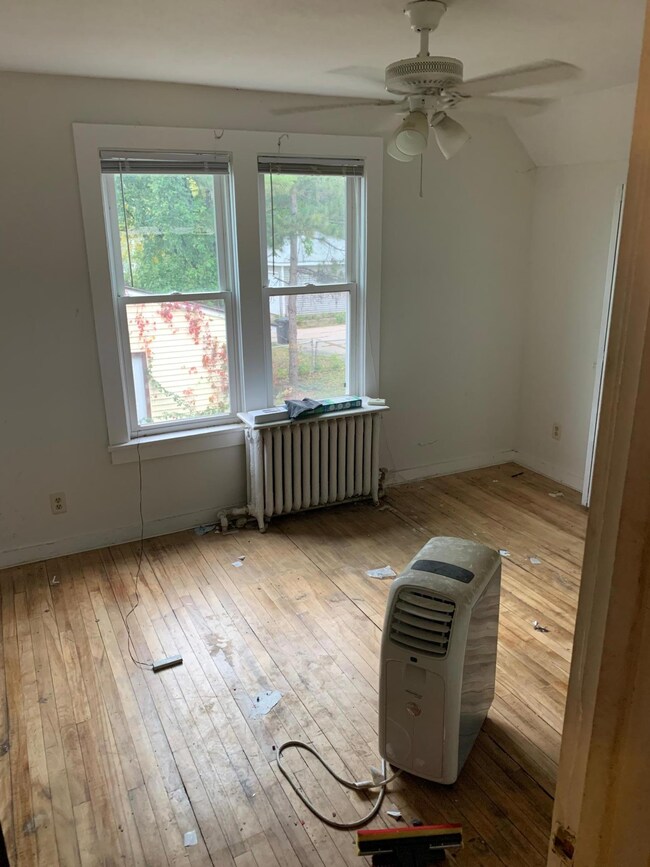 621 Newton Ave N, Minneapolis, MN 55411 - photo 6