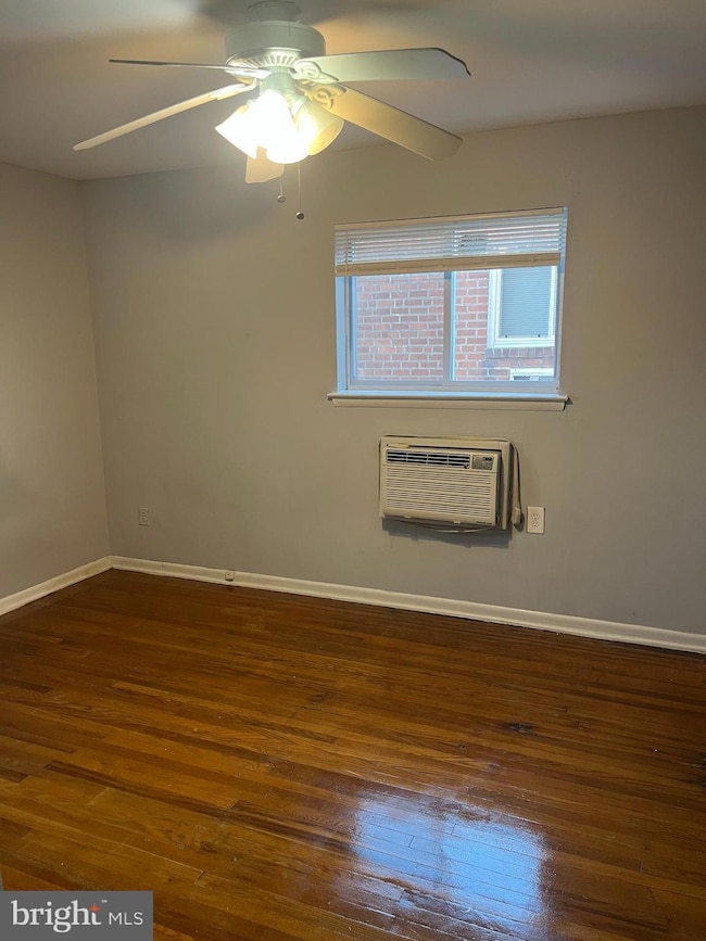 7837 Dungan Rd unit B3, Philadelphia, PA 19111 - photo 5