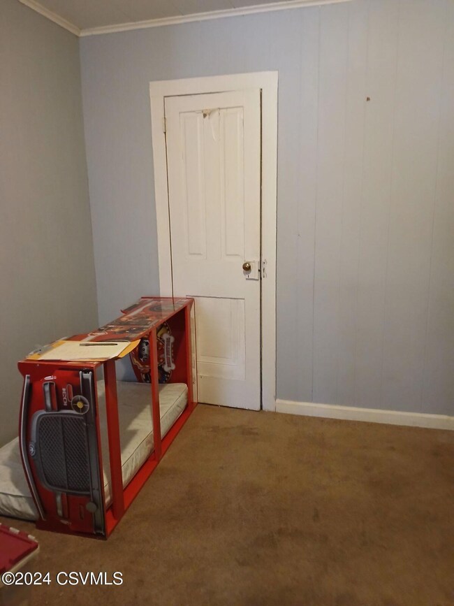 613 N 2nd St, Shamokin, PA 17872 - photo 7