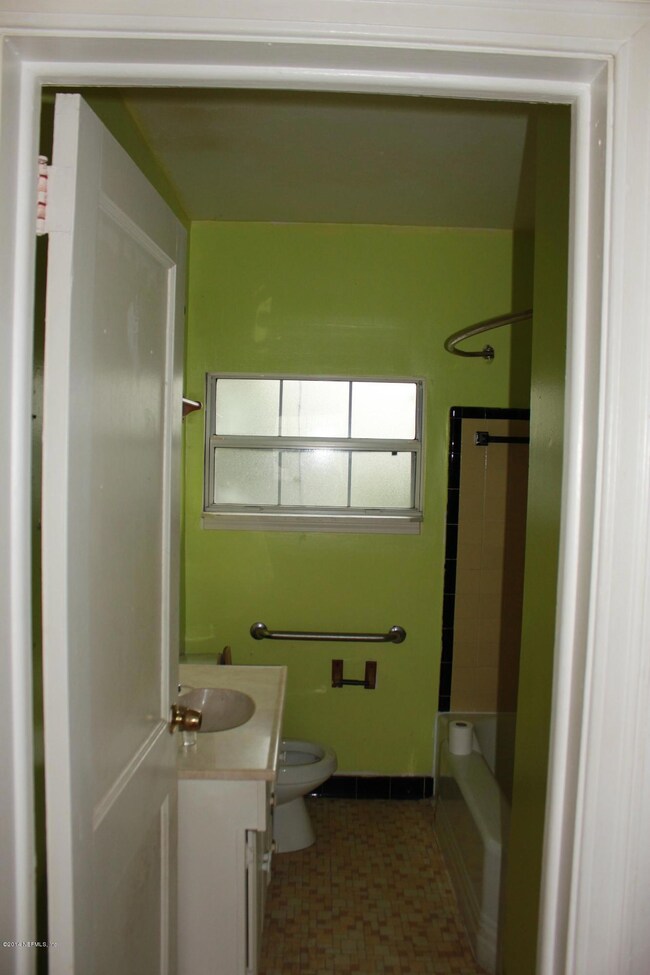 5238 Appleton Ave, Jacksonville, FL 32210 - photo 4