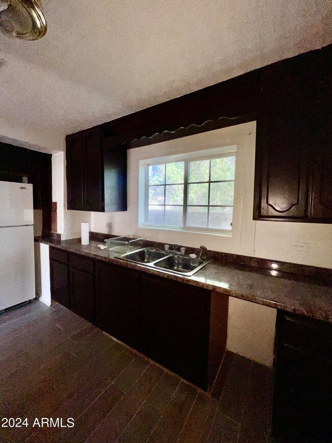 1552 E 11th St, Douglas, AZ 85607 - photo 4