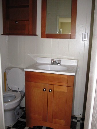 488 Commercial St unit 3F, Boston, MA 02109 - photo 7