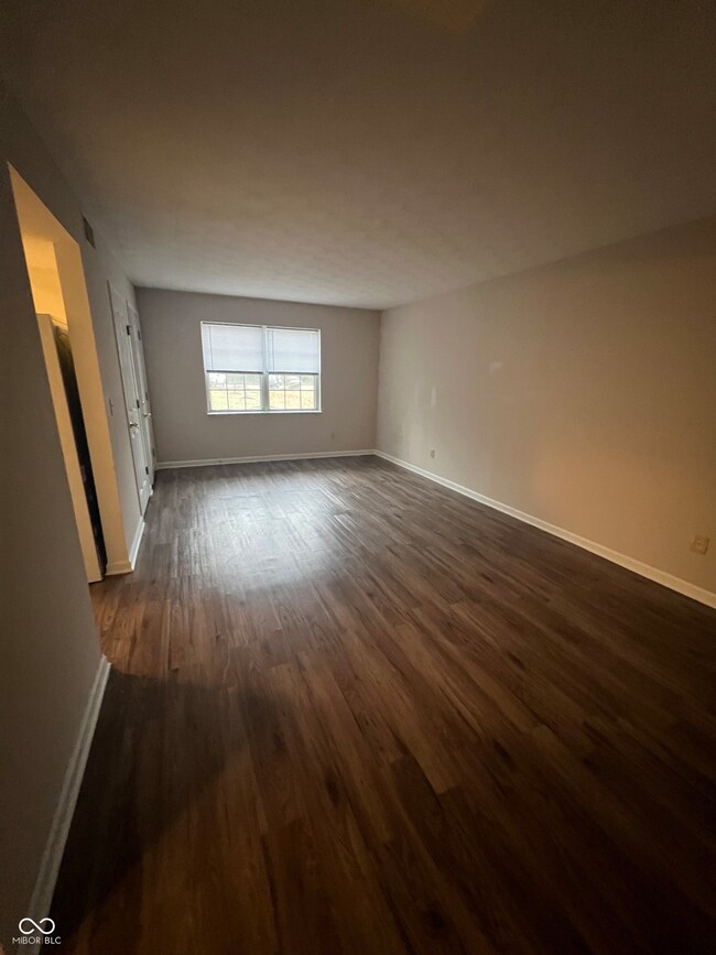 1320 Millerwood Ct unit 1, Lebanon, IN 46052 - photo 4