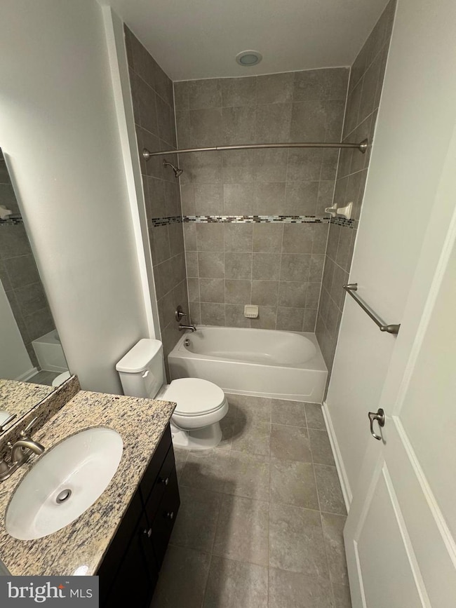 19501 Vaughn Landing Dr, Germantown, MD 20874 - photo 6