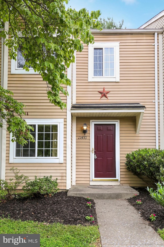 11471 Stoney Point Place, Germantown, MD 20876 - photo 2