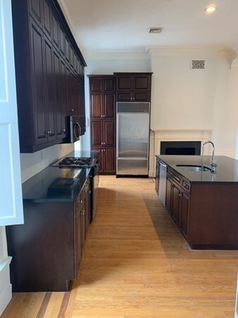 11 Central St unit 2, Salem, MA 01970 - photo 7