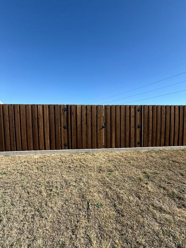 Double Gate and Privacy Fence