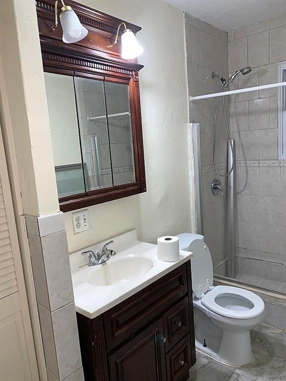 122 West Ave, Pawtucket, RI 02860 - photo 7