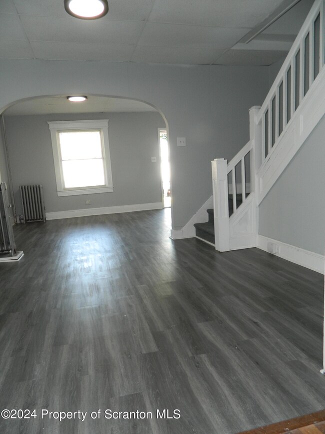 829 N Main Ave, Scranton, PA 18504 - photo 6