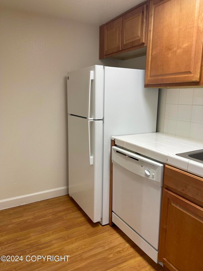 4318 Checkmate Dr unit 18, Anchorage, AK 99508 - photo 3
