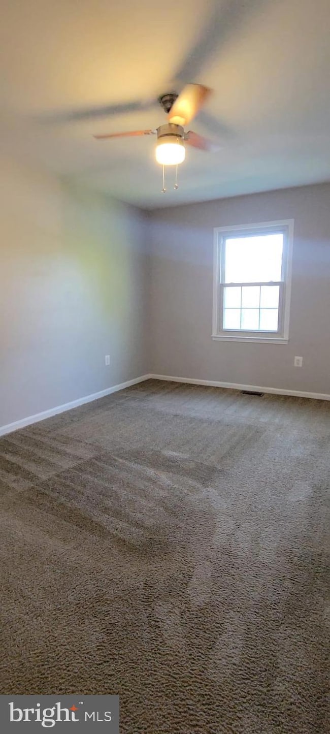 27 Landsend Dr, Gaithersburg, MD 20878 - photo 6