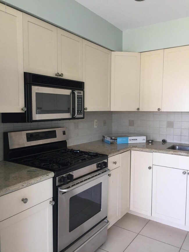 340 Ocean Ave N unit 2F, Long Branch, NJ 07740 - photo 3