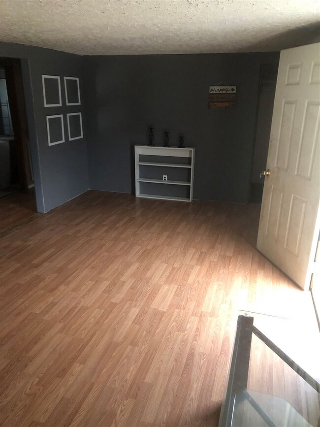 3241 Cherokee Dr, Morristown, TN 37814 - photo 5