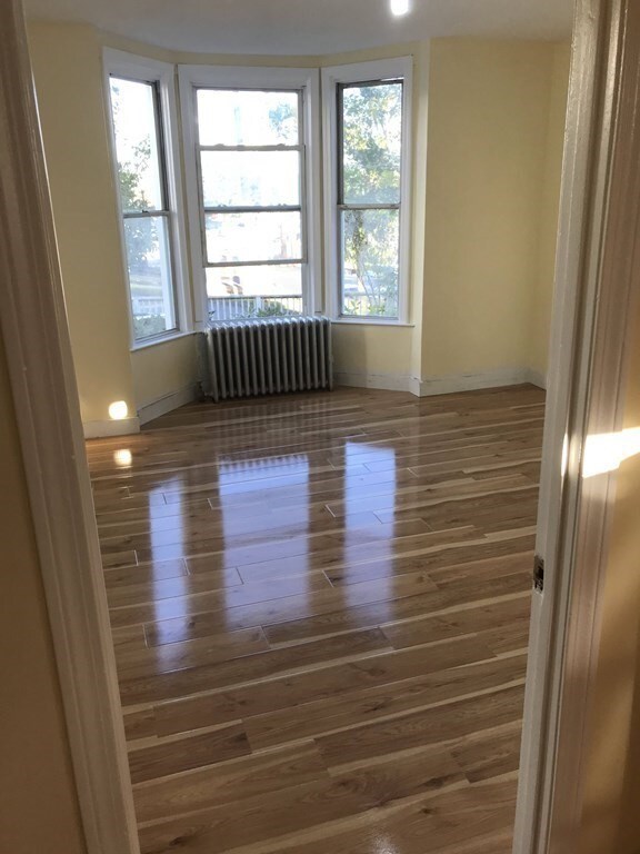 388 Beach St unit 1, Revere, MA 02151 - photo 3