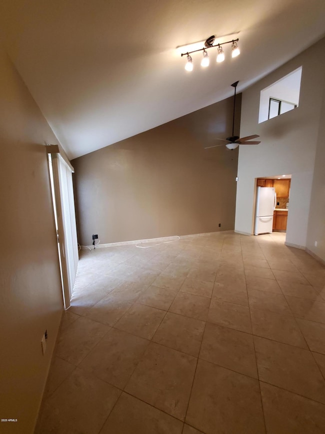 Livingroom Calavar