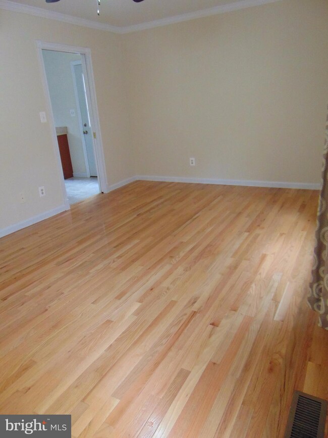 22420 Burwell St, Richardsville, VA 22736 - photo 2