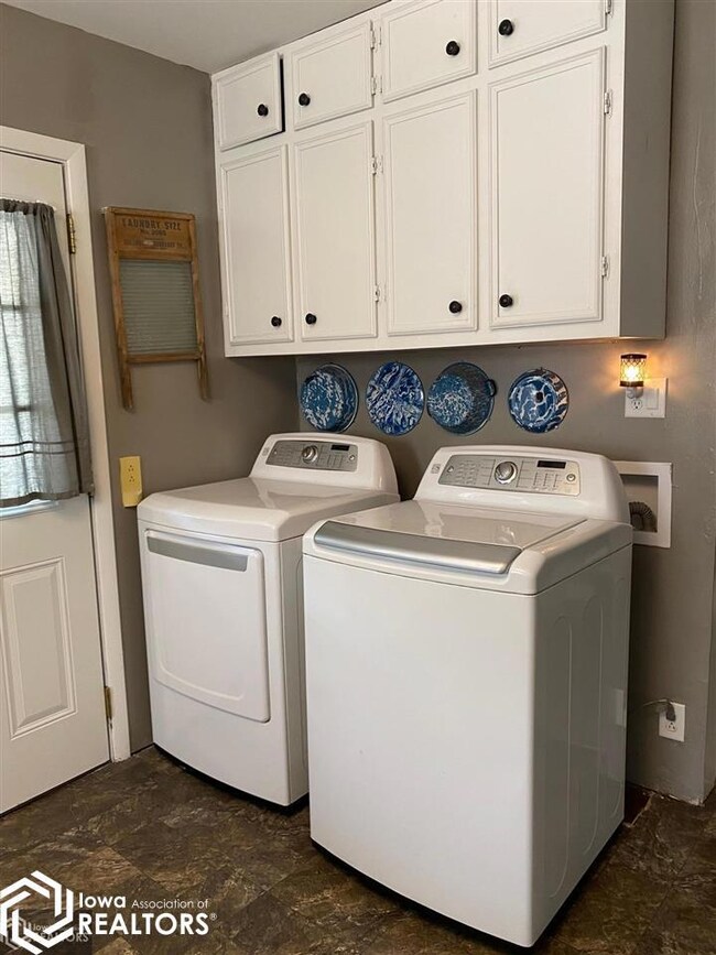 403 E Mclane St, Osceola, IA 50213 - photo 6