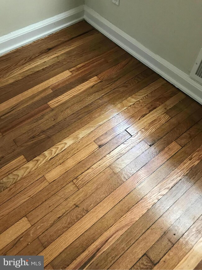 4538 Manorview Rd, Baltimore, MD 21229 - photo 6