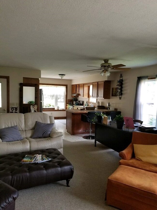 2328 Kerstetter Rd, Bucyrus, OH 44820 - photo 3