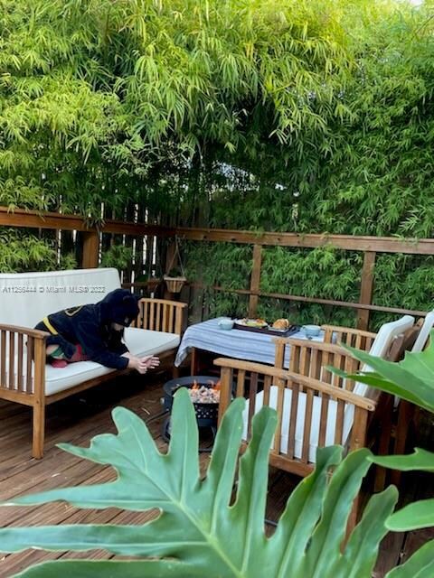 7538 Nova Dr unit 16, Davie, FL 33317 - photo 2