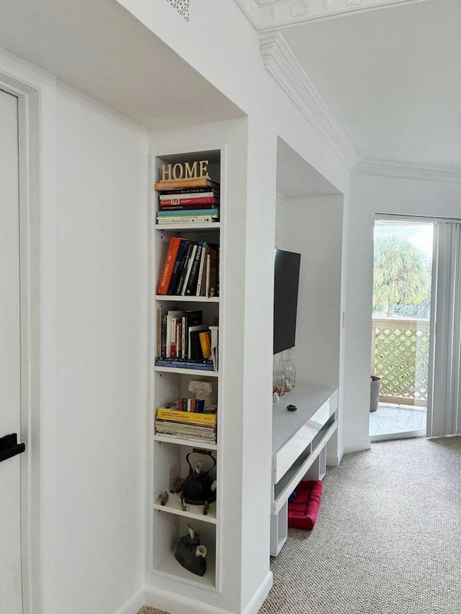 4863 Via Palm Lakes unit 812, West Palm Beach, FL 33417 - photo 3