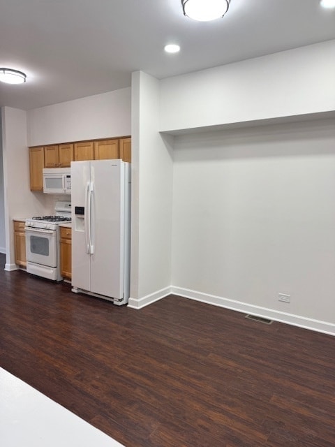 2122 Fulham Dr, Naperville, IL 60564 - photo 6