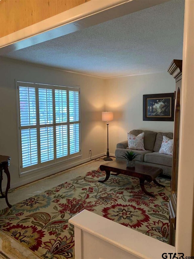 3009 Brookside Dr, Tyler, TX 75701 - photo 4