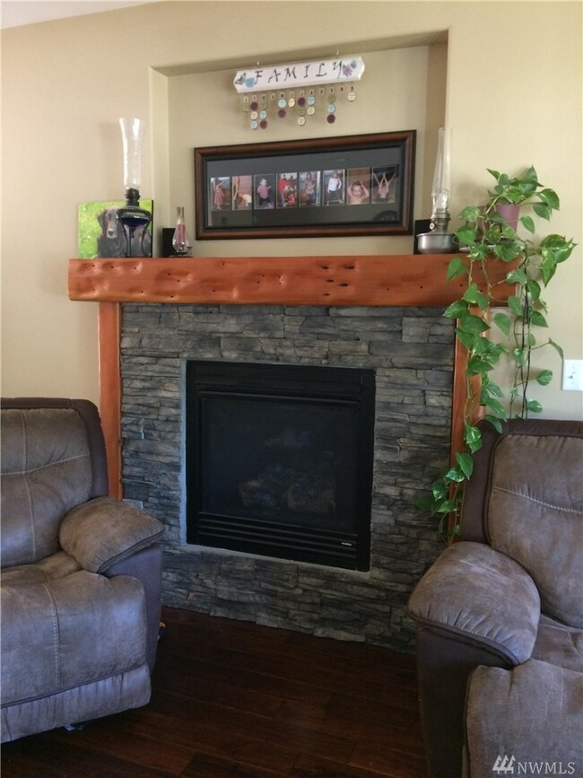 6231 185th St NW, Stanwood, WA 98292 - photo 4