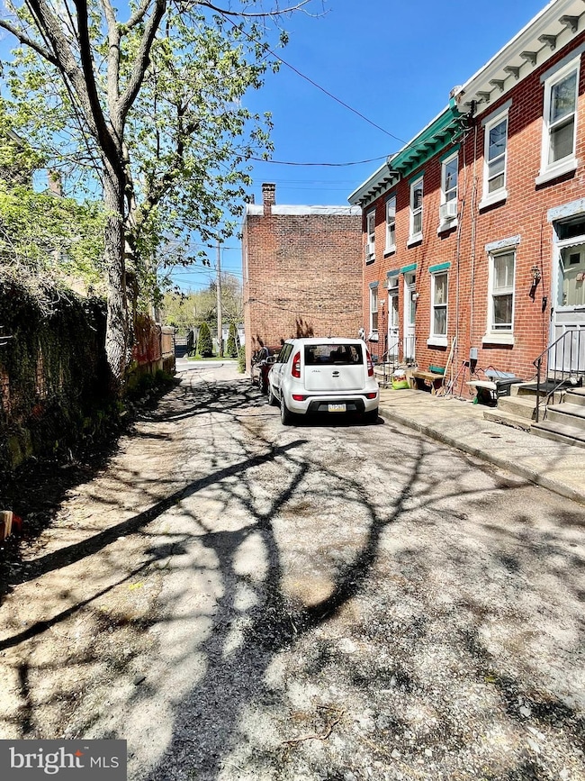 5 Penn Ct, Philadelphia, PA 19144 - photo 2