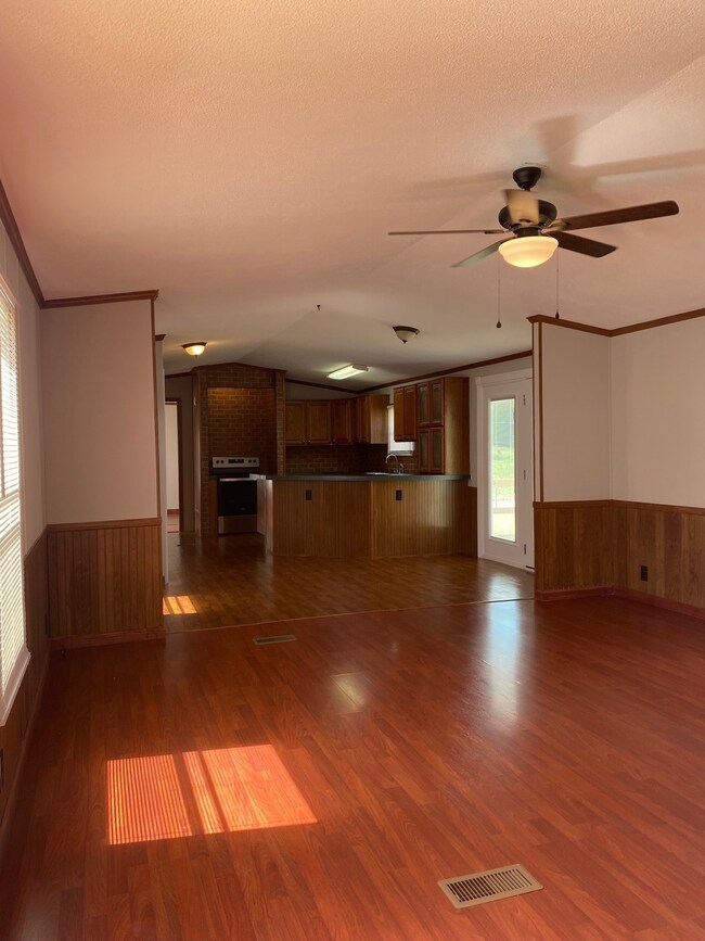 2189 Windle Community Rd, Cookeville, TN 38506 - photo 2