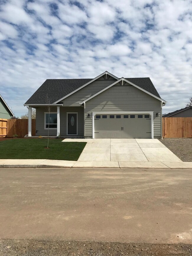 7554 Christie Way, White City, OR 97503 - photo 2