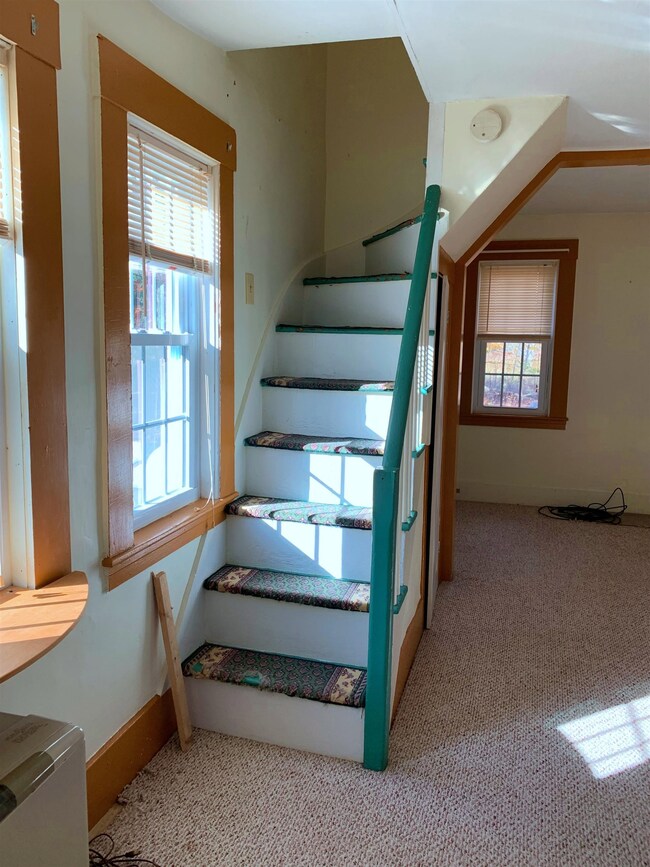 595 E Deering Rd unit D, Deering, NH 03244 - photo 4