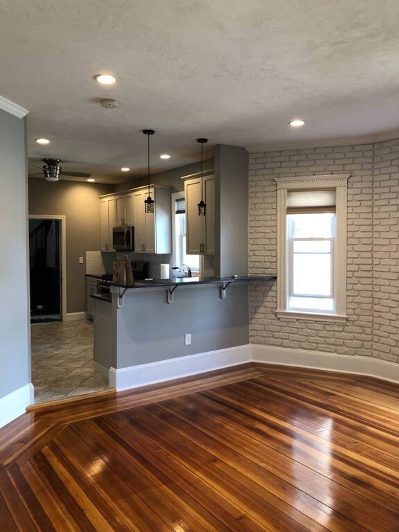 27 Webb St unit 1, Salem, MA 01970 - photo 3