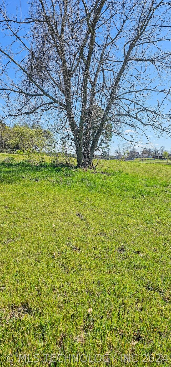 4 I St, Eufaula, OK 74432 - photo 2