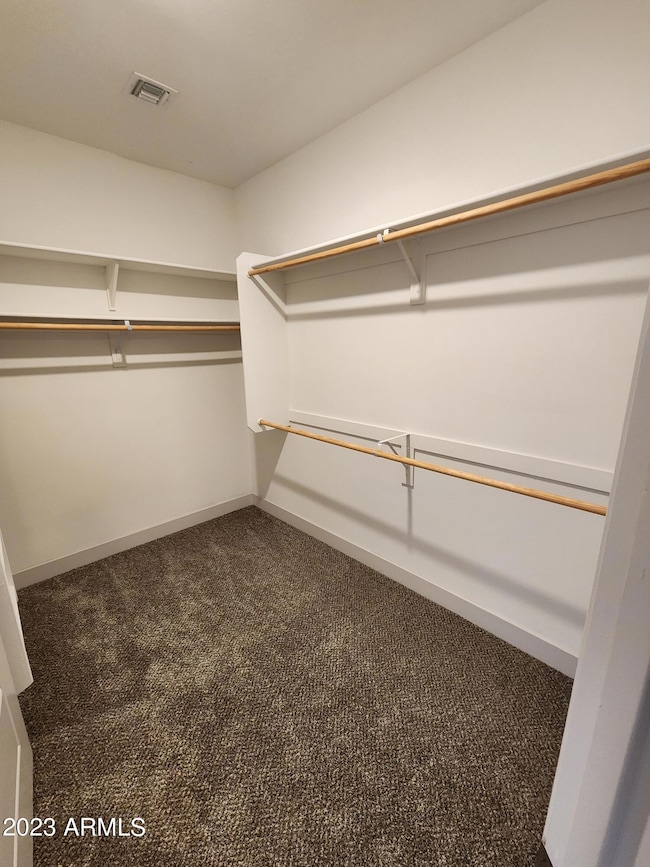 A1 Walkin Closet