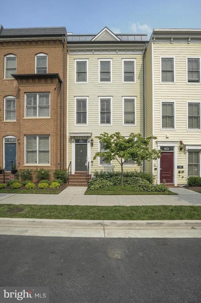 825 N Alfred St, Alexandria, VA 22314 - photo 2