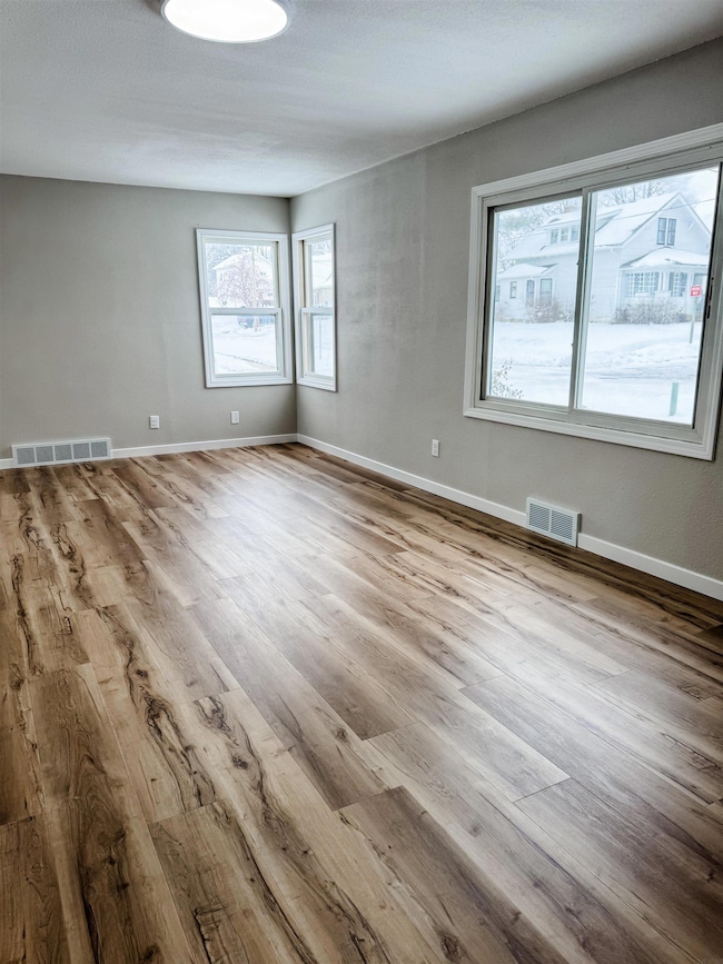 119 N Wells St, West Union, IA 52175 - photo 3