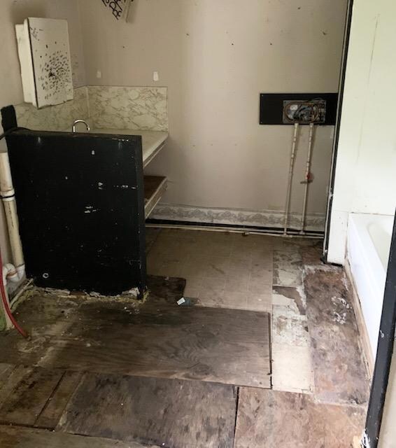 349 Hocking Ave, Logan, OH 43138 - photo 5