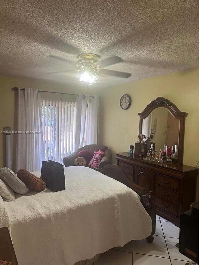 1900 W 54th St unit 113, Hialeah, FL 33012 - photo 7