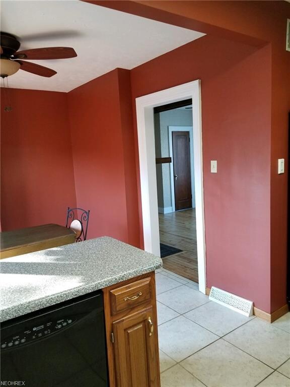 483 Canton Rd. Wintersville, OH 43953 Completely r