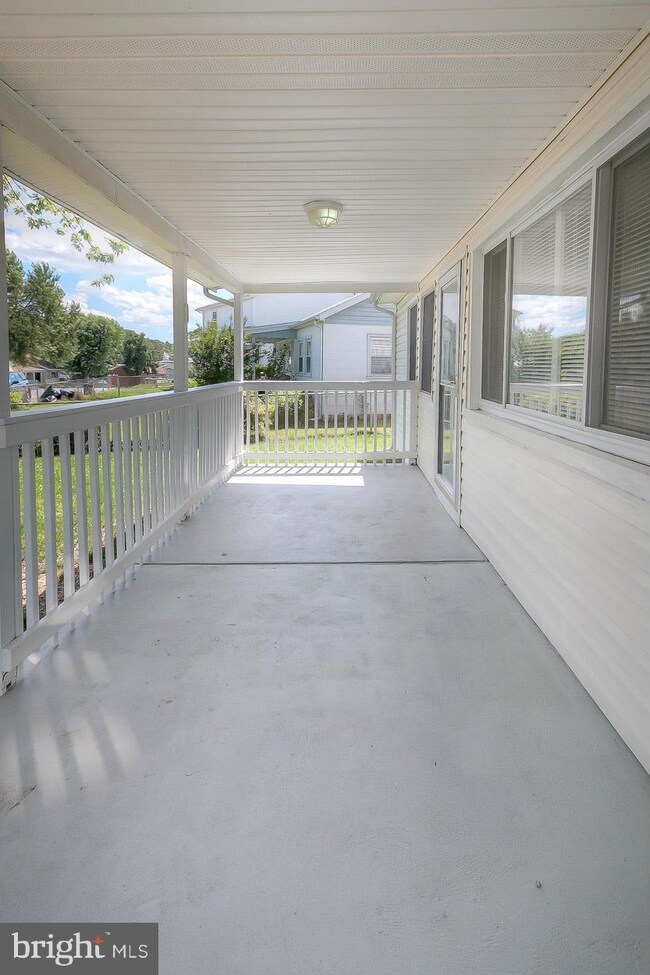 28 Yawmeter Dr, Middle River, MD 21220 - photo 7