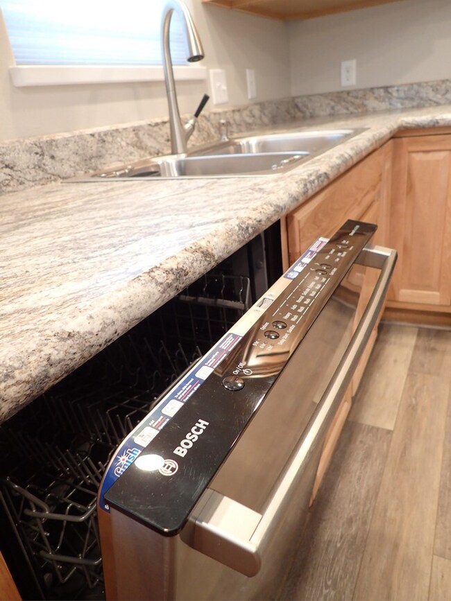 3114 E Ave unit 30, Cody, WY 82414 - photo 7