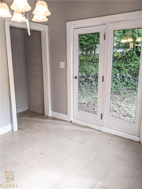 1046 S 10th St, Emmaus, PA 18049 - photo 5