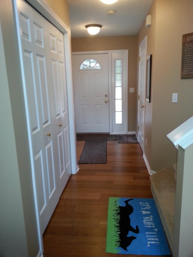 Entry with 1/2 Bath