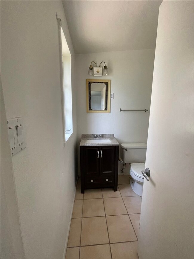 2400 Rolland Ave, Alamogordo, NM 88310 - photo 6