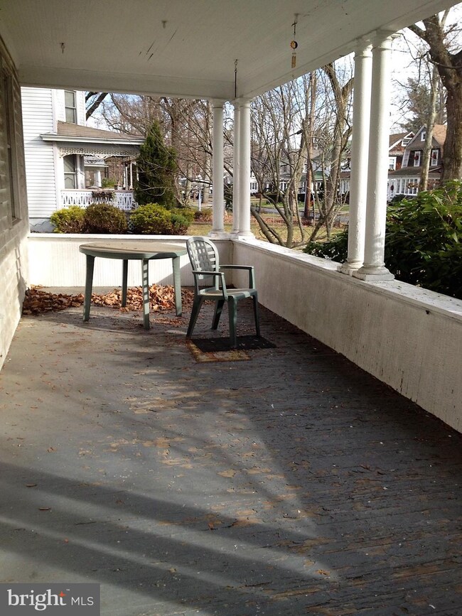 339 Grape St, Hammonton, NJ 08037 - photo 2