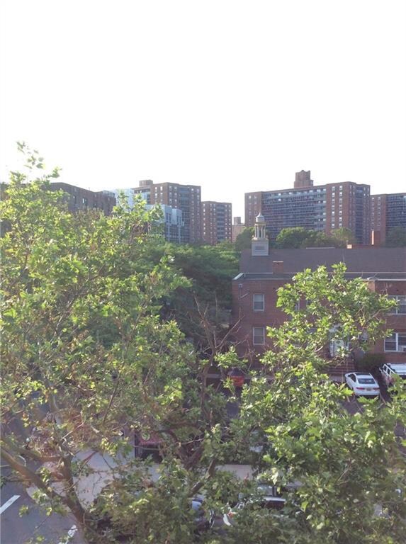 9810 64 Ave unit 4B, Rego Park, NY 11374 - photo 3